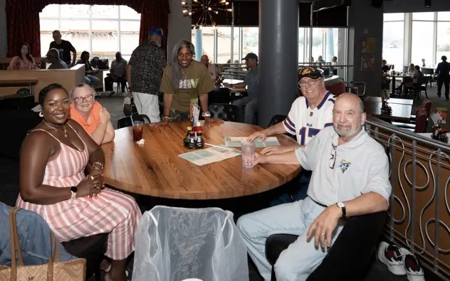 Members enjoy time together beyond the convention floor.