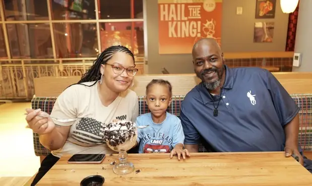 Members and families celebrate the friendships built through DAV.